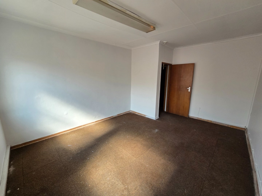 To Let commercial Property for Rent in Bethlehem Free State